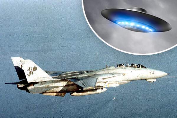Chiến đấu cơ Anh-Mỹ từng truy lùng UFO suốt 90 phút