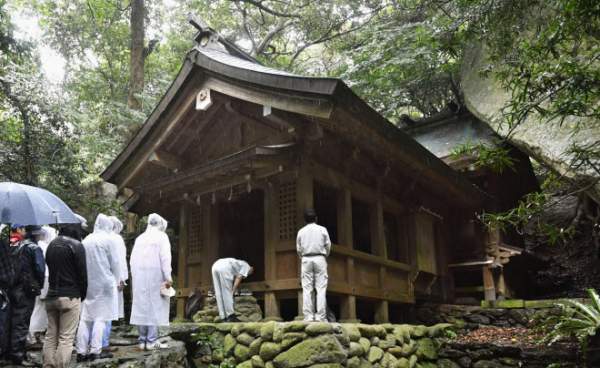 “Đảo đàn ông” ở Nhật cấm du khách từ năm 2018 7