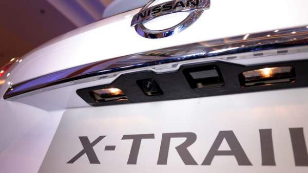 X-Trail Premium L gia tăng phụ kiện để cạnh tranh CX-5 8