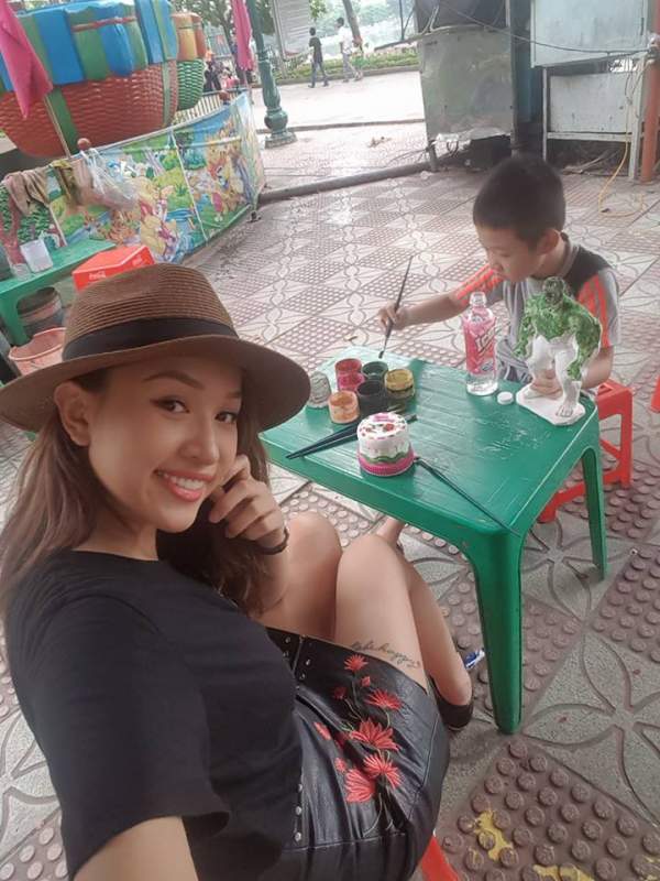 Sao Việt 25/7: Angela Phương Trinh đăng ảnh hở bạo vòng 3 khiến fan nháo nhào 6