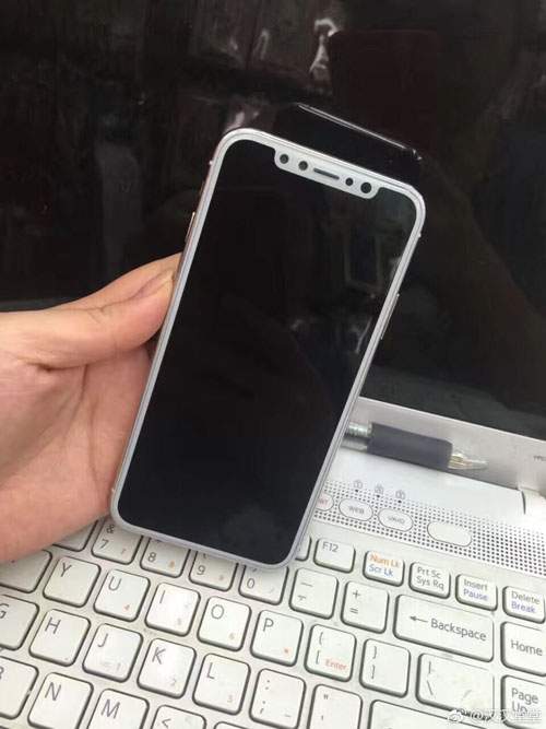 NÓNG: iPhone 8 vừa về Việt Nam, giá gần 230 triệu đồng 3