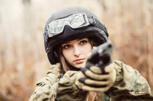 6 nữ quân nhân quá đẹp khiến anh em muốn "lao ngay tới chiến trường"! 6