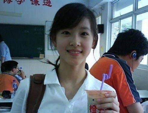 Từ "hot girl trà sữa” trở thành nữ tỷ phú trẻ nhất Trung Quốc 7