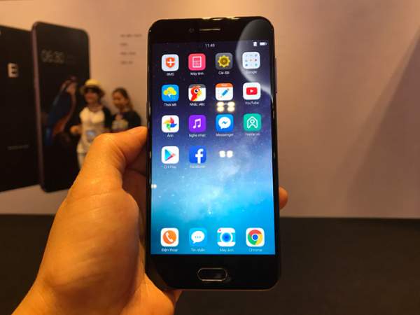 Những smartphone giá 10 triệu đồng mà Bphone 2017 "nhìn đã ngán" 7