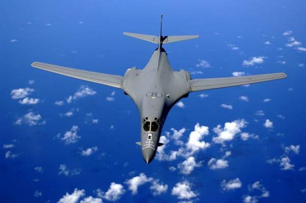 Mỹ có kế hoạch dùng máy bay chở nhiều bom nhất đánh Triều Tiên? 3