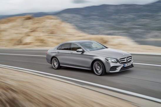 Mercedes-Benz nâng cấp nhẹ E-Class 2018