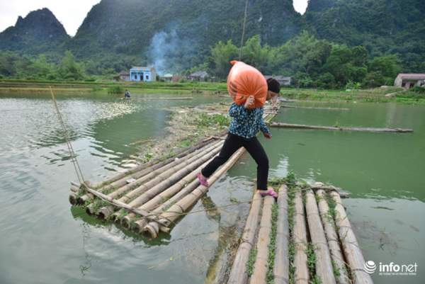 Lạng Sơn: Cô lập giữa ốc đảo, người dân thót tim qua cầu phao bằng tre nứa 9
