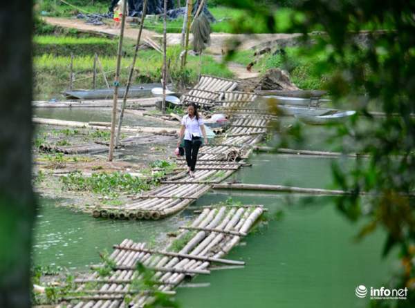 Lạng Sơn: Cô lập giữa ốc đảo, người dân thót tim qua cầu phao bằng tre nứa 8