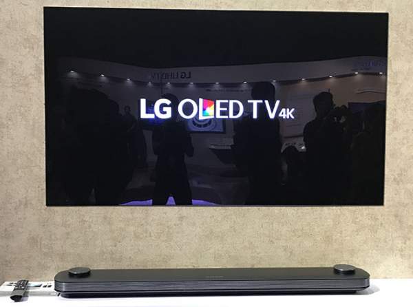 LG trình làng TV OLED siêu mỏng với âm thanh vòm đầu tiên trên TG 2