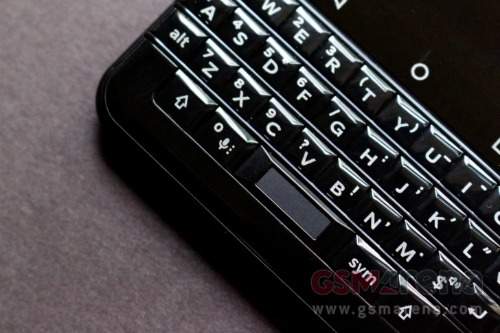 Ngắm BlackBerry KEYone bản màu đen hạn chế 6