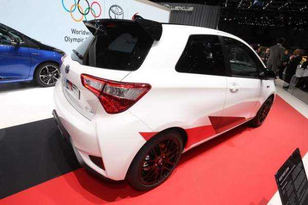 Toyota Yaris phiên bản xe đua sản xuất giới hạn chỉ 400 chiếc 4