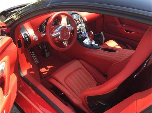 Bugatti Veyron Grand Sport cũ 8 năm vẫn bán giá 39 tỷ đồng 4