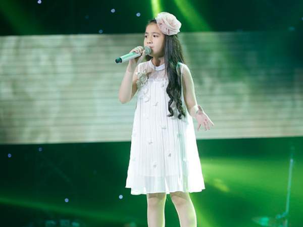 Tan chảy với giọng ca 11 tuổi hát dân ca tại The Voice Kids 10