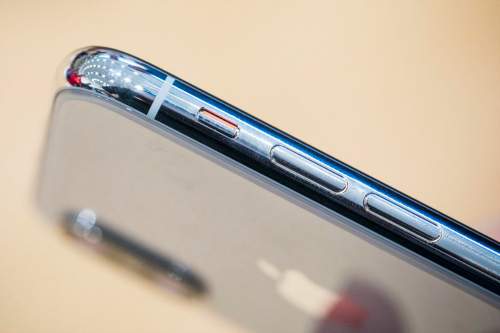 iPhone X so găng cùng Galaxy Note 8: Ai ngon hơn? 8
