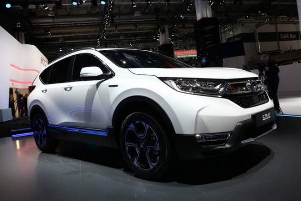 Honda ra mắt CR-V Hybrid với công nghệ tiên tiến 3