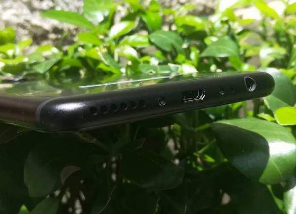 Rò rỉ ảnh rõ nét chiếc smartphone 4 camera đầu tiên của Huawei 5