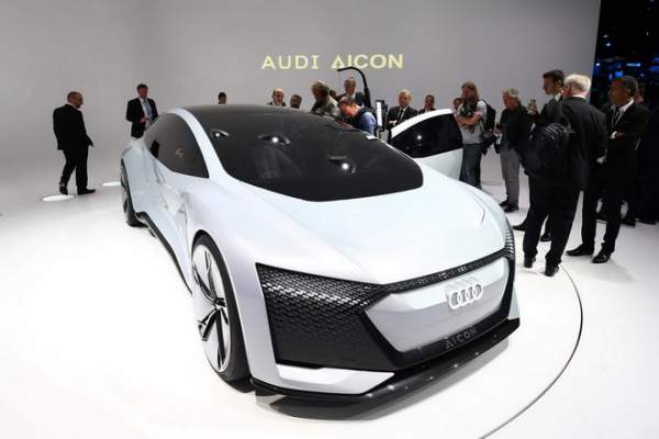 Audi Aicon: Xe sang siêu hiện đại tự lái 100% 3
