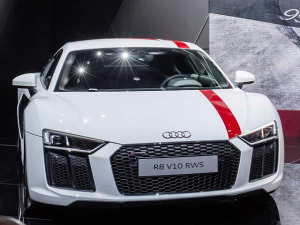Siêu xe Audi R8 RWS đặc biệt có giá 3,4 tỷ đồng