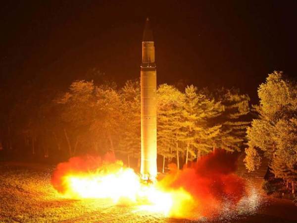 Lo ngại tên lửa Triều Tiên gắn chất độc VX 2