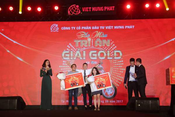 Việt Hưng Phát chi mạnh tay cho “Sắc màu tri ân 2017” toàn sao khủng 7