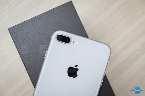 Đánh giá iPhone 8 Plus: Mạnh mẽ, nhưng... lạc hậu 11