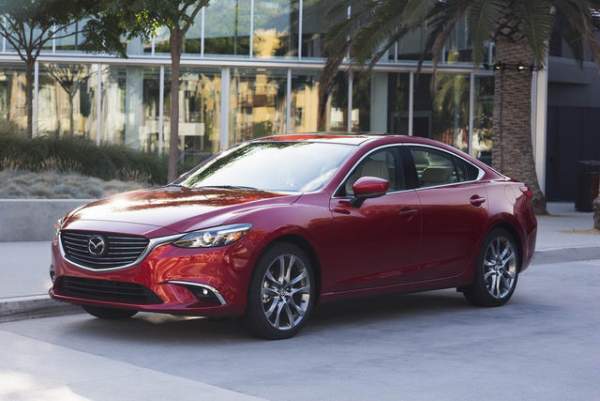 Mazda6 2017.5: Bản nâng cấp vội vã, giá từ 500 triệu đồng 2