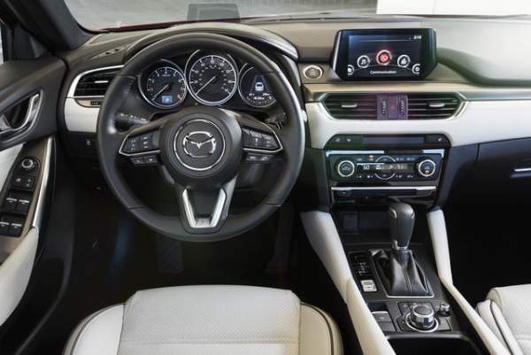 Mazda6 2017.5: Bản nâng cấp vội vã, giá từ 500 triệu đồng 3
