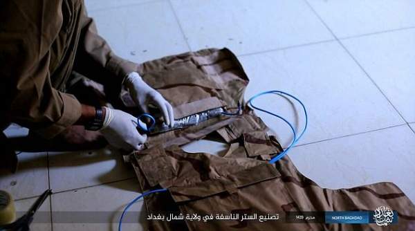 Bí mật bên trong "áo vest tử thần" của khủng bố IS 2