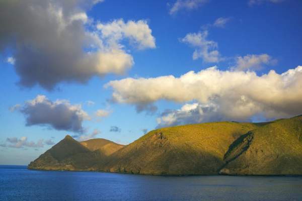 Quên hết sự đời tại những hòn đảo hẻo lánh nhất thế giới 10