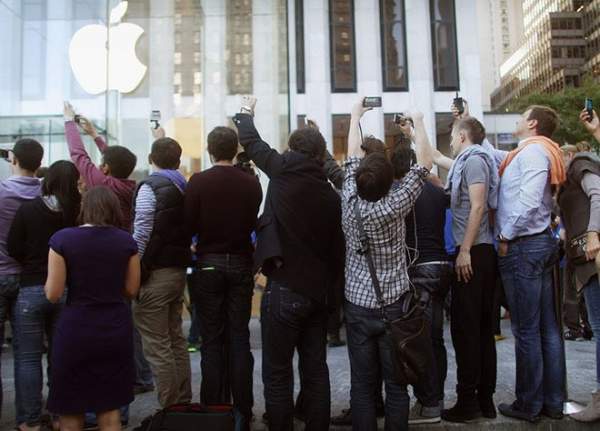 Xúc động trước bộ ảnh Steve Jobs "hồi sinh" Apple 29