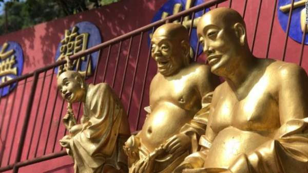 Bí ẩn bên trong tu viện có hơn 12.000 bức tượng Phật mạ vàng 2
