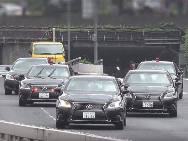 "Giải mã" siêu xe chống đạn của Thủ tướng Nhật