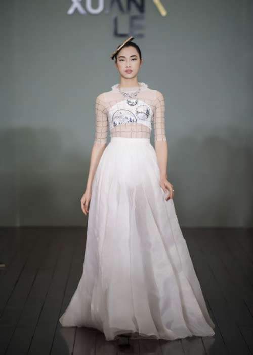 Thanh Mai U50 vẫn đẹp như tiên với váy trăm triệu đính ngàn viên pha lê 6
