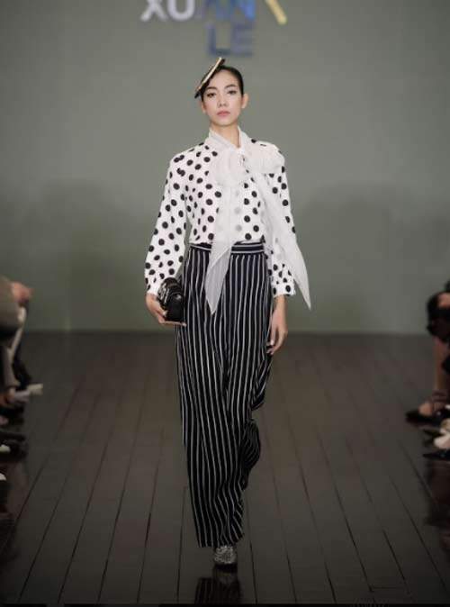 Thanh Mai U50 vẫn đẹp như tiên với váy trăm triệu đính ngàn viên pha lê 8
