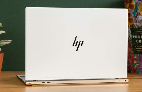 HP Spectre 13: Cấu hình "ngon", thiết kế đẹp, giá chuẩn 8