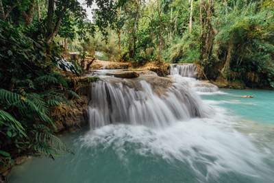 Ghé thăm dòng thác đẹp mê mẩn ở Lào 2