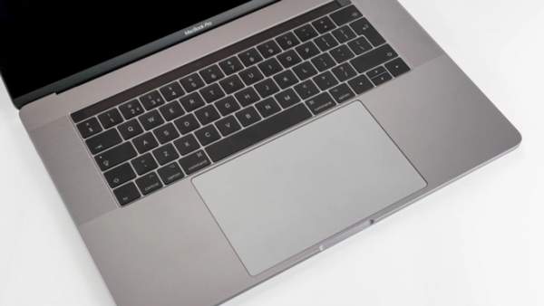 MacBook Pro 15 inch (2017): Laptop siêu chuyên nghiệp 6