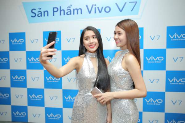 Ra mắt Vivo V7, phiên bản kế nhiệm siêu phẩm smartphone V7+ 3