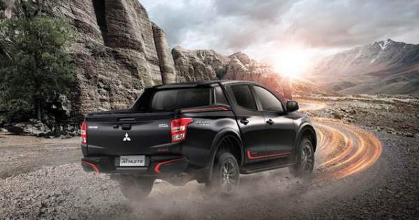 Mitsubishi Triton Athlete: Bán tải cao cấp 3