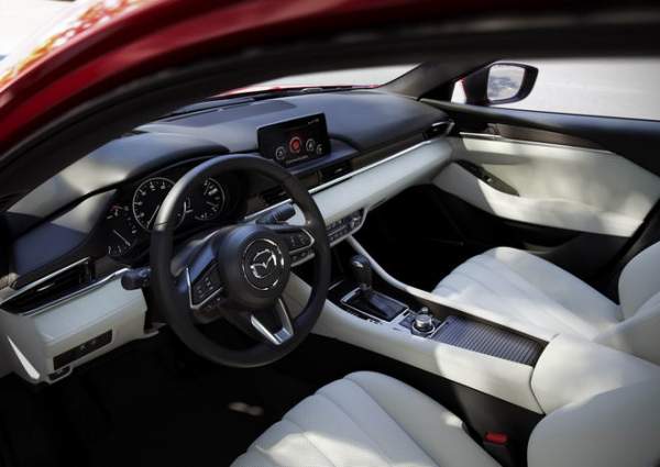 Mazda6 2018: Diện mạo mới, giá từ 568 triệu đồng 4
