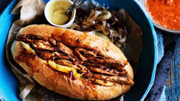 Bánh mì Việt Nam lọt top 10 món sandwich hấp dẫn nhất thế giới 8