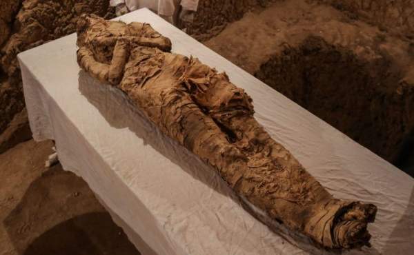 Phát hiện xác ướp Ai Cập 3.500 năm “gần như hoàn hảo” 2