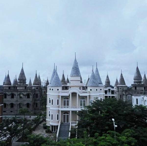 Giới trẻ Việt xôn xao với trường học phù thủy Hogwarts ngay tại Việt Nam 10