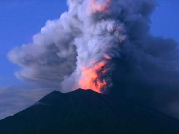 Núi lửa cao nhất Washington và nguy cơ san phẳng thành phố Mỹ 4