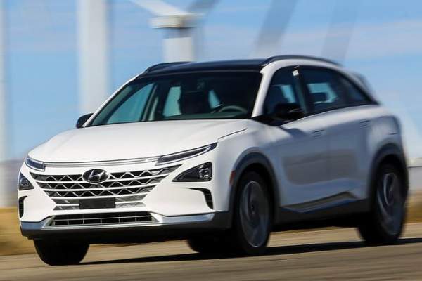 Hyundai Nexo: Crossover chạy điện tiên tiến 3