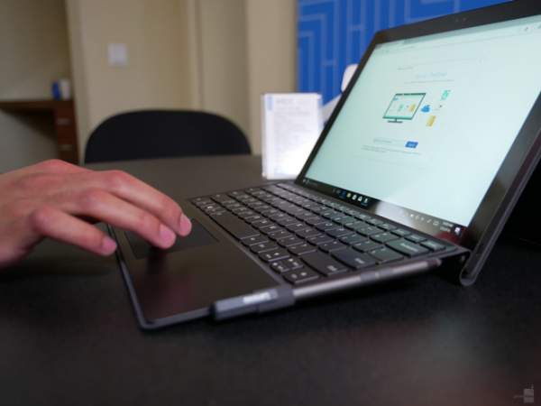 Laptop chạy chip di động Lenovo Miix 630 giá 18,1 triệu đồng 4