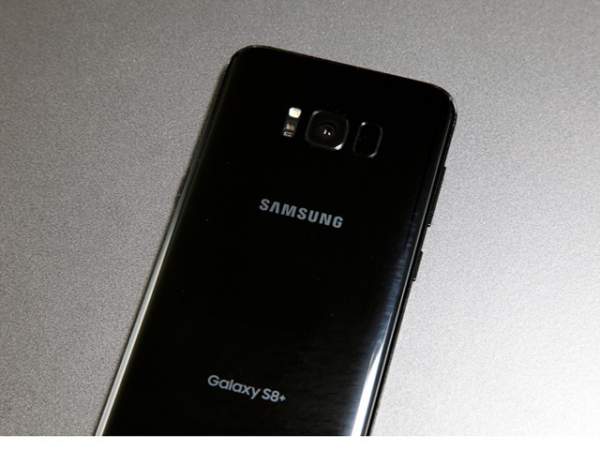Hộp đựng Samsung Galaxy S9 bất ngờ lộ diện từ Việt Nam 4