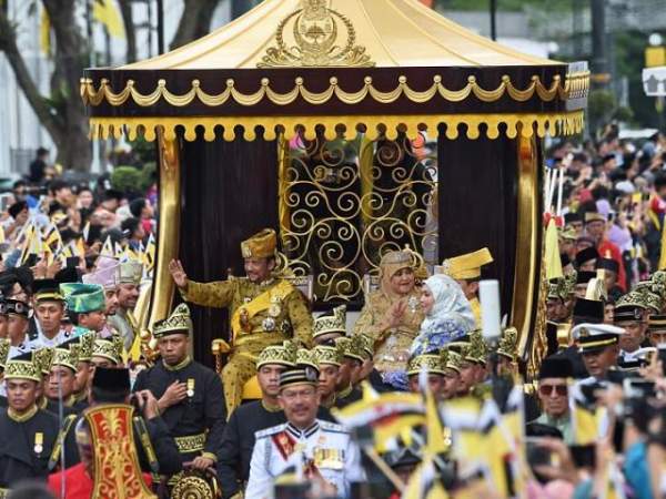 Quốc vương Brunei bán siêu xe cực hiếm 3