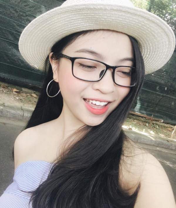 Bạn gái đẹp mơn mởn của “ngôi sao sáng chói” U23 Việt Nam 8