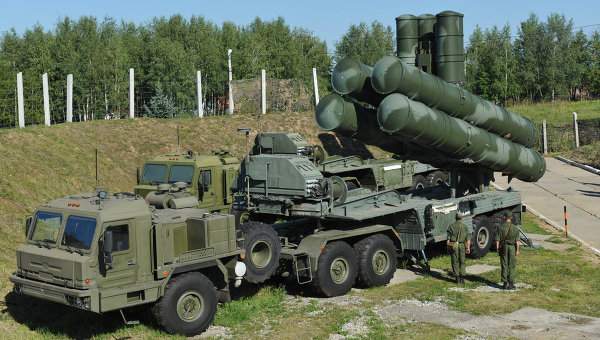 Nga chuyển hệ thống tên lửa S-400 tối tân và uy lực cho TQ
